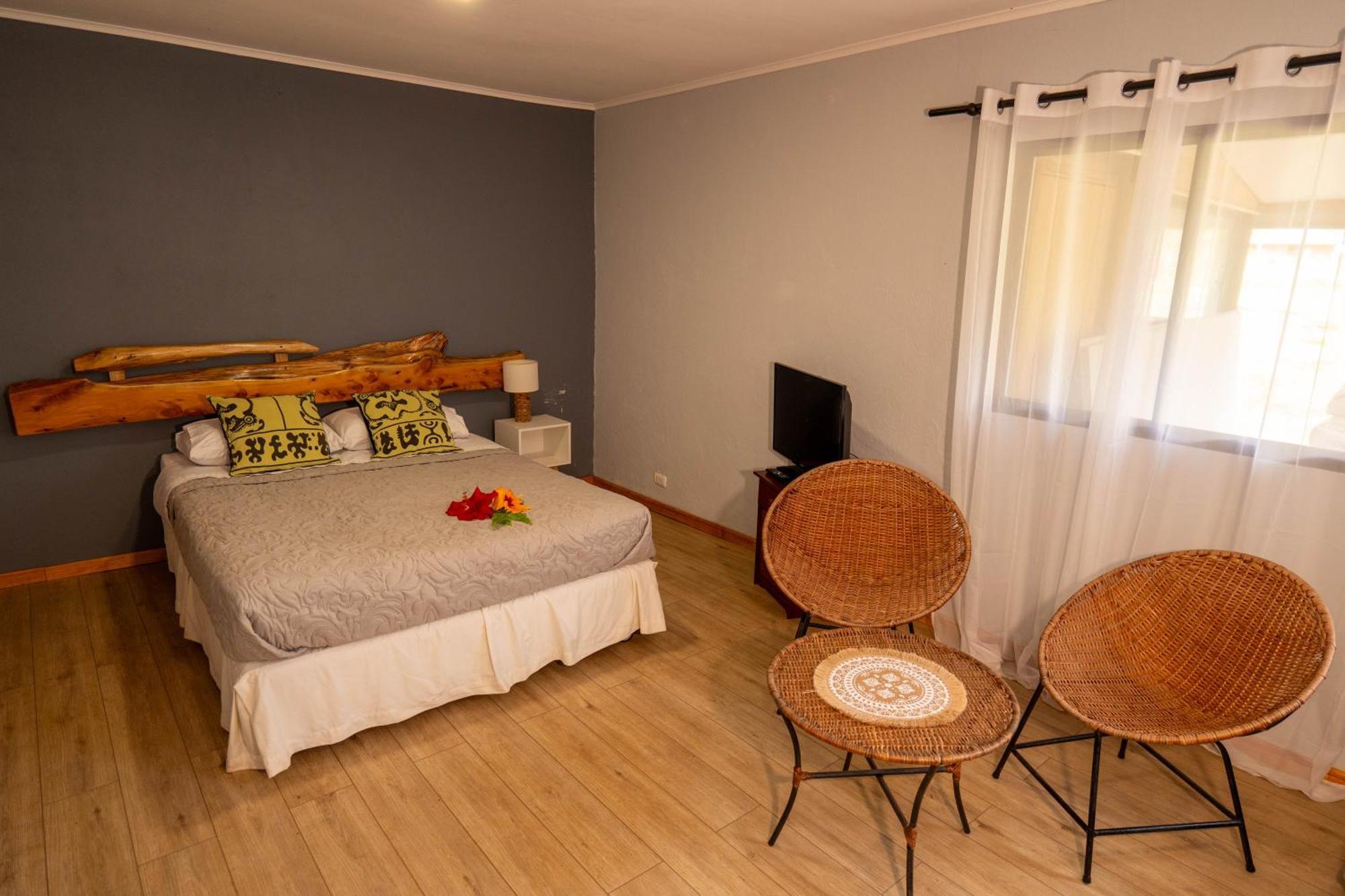 Hotel Uka Mana Ханга Роа Екстериор снимка