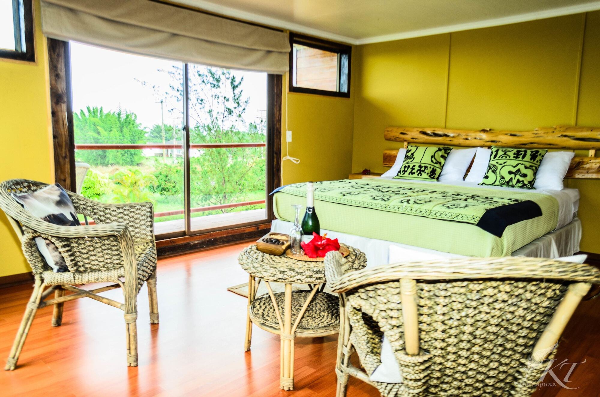 Hotel Uka Mana Ханга Роа Екстериор снимка